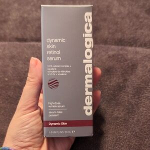 Dermalogica Dynamic Skin Retinol Serum - Gray and White